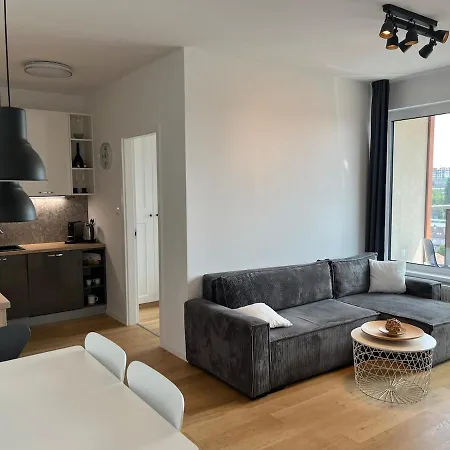 Klingerka 007 2 Separate Bedrooms Parking Included Апартаменти Братислава