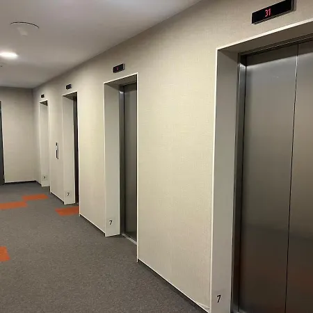 Klingerka 007 2 Separate Bedrooms Parking Included Апартаменти Братислава