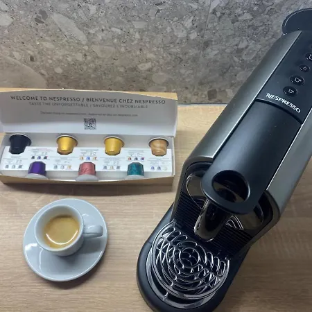 Апартаменты Klingerka 007 2 Separate Bedrooms Parking Included *