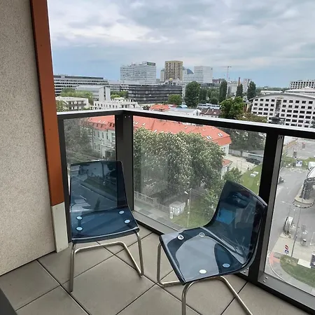 Klingerka 007 2 Separate Bedrooms Parking Included * Братислава