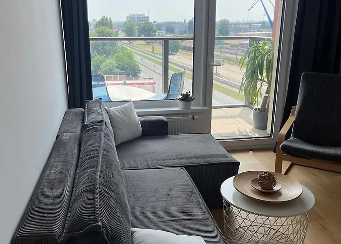 Klingerka 007 2 Separate Bedrooms Parking Included شقة