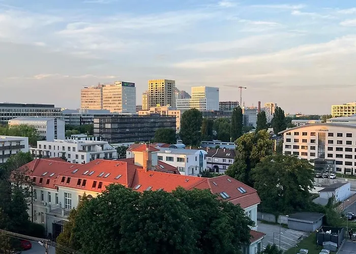 Klingerka 007 2 Separate Bedrooms Parking Included Apartmán *