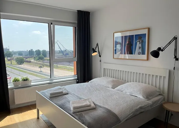 Klingerka 007 2 Separate Bedrooms Parking Included *