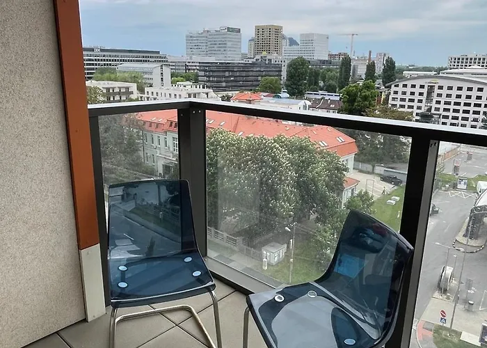 Klingerka 007 2 Separate Bedrooms Parking Included * براتسيلافا