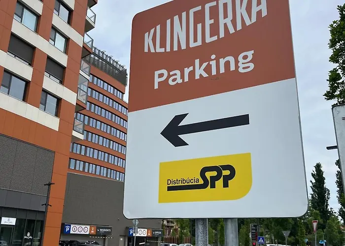 Klingerka 007 2 Separate Bedrooms Parking Included براتسيلافا