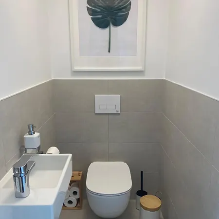 דירה Klingerka 007 2 Separate Bedrooms Parking Included ברטיסלאבה