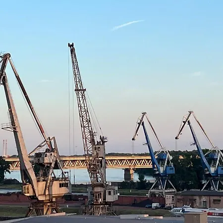 דירה Klingerka 007 2 Separate Bedrooms Parking Included ברטיסלאבה