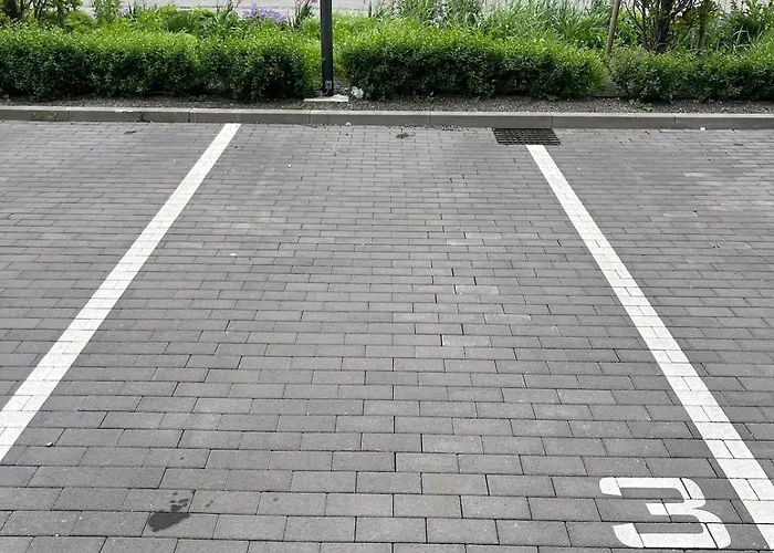 Klingerka 007 2 Separate Bedrooms Parking Included * Bratislava